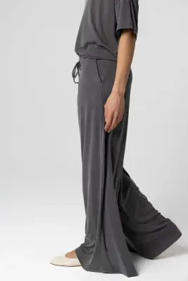 Pantalon en cupro et élasthanne — photo 4