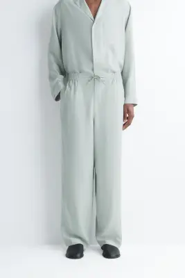 PANTALON DROIT DÉCONTRACTÉ EN SOIE - VERT SAUGE — photo 3