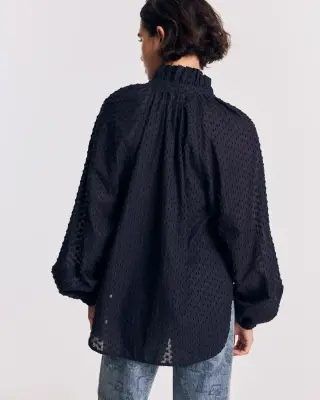 Blouse Camille plumetis bleu nuit — photo 5