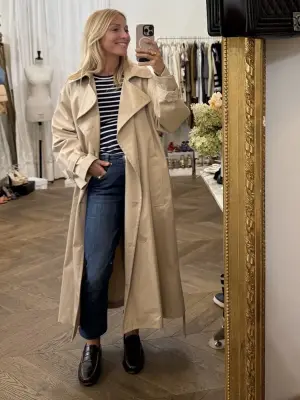 Trench long ceinturé en coton beige Prix boutique 1050€ Taille L — photo 3
