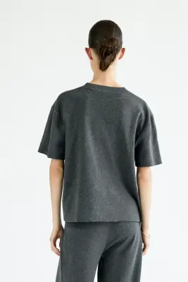 T-shirt en maille fine - Gris foncé chiné — photo 3