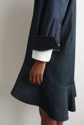 ROBE-CHEMISE COURTE ET ÉVASÉE EN DENIM - BLEU ENCRE — photo 1