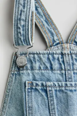 Salopette short en denim - Bleu denim clair — photo 1
