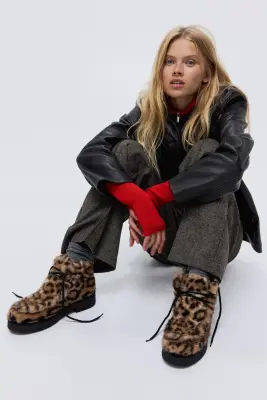 Bottines à lacets - Beige clair — photo 1