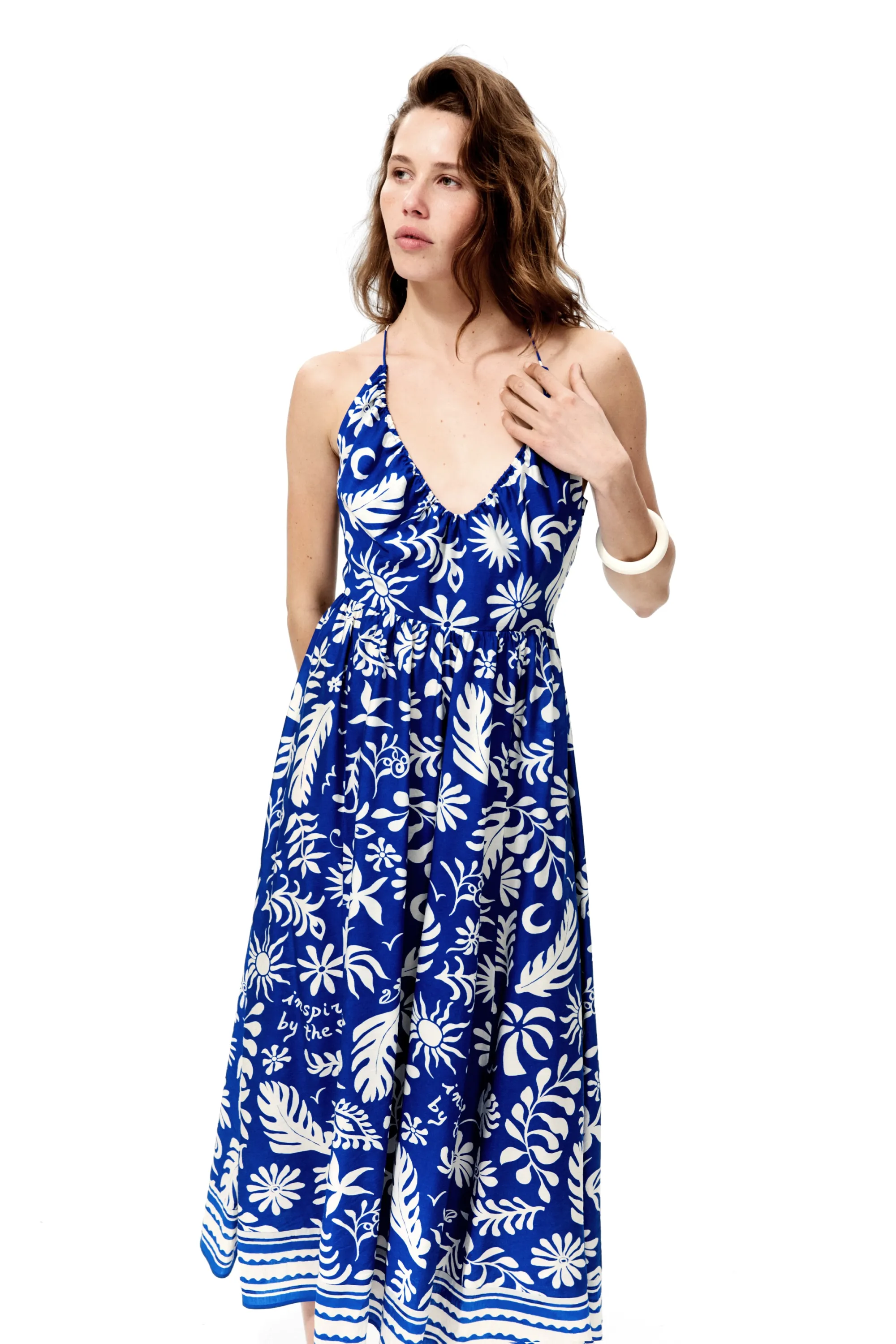 Robe avec dos ouvert et jupe évasée - Bleu vif/blanc