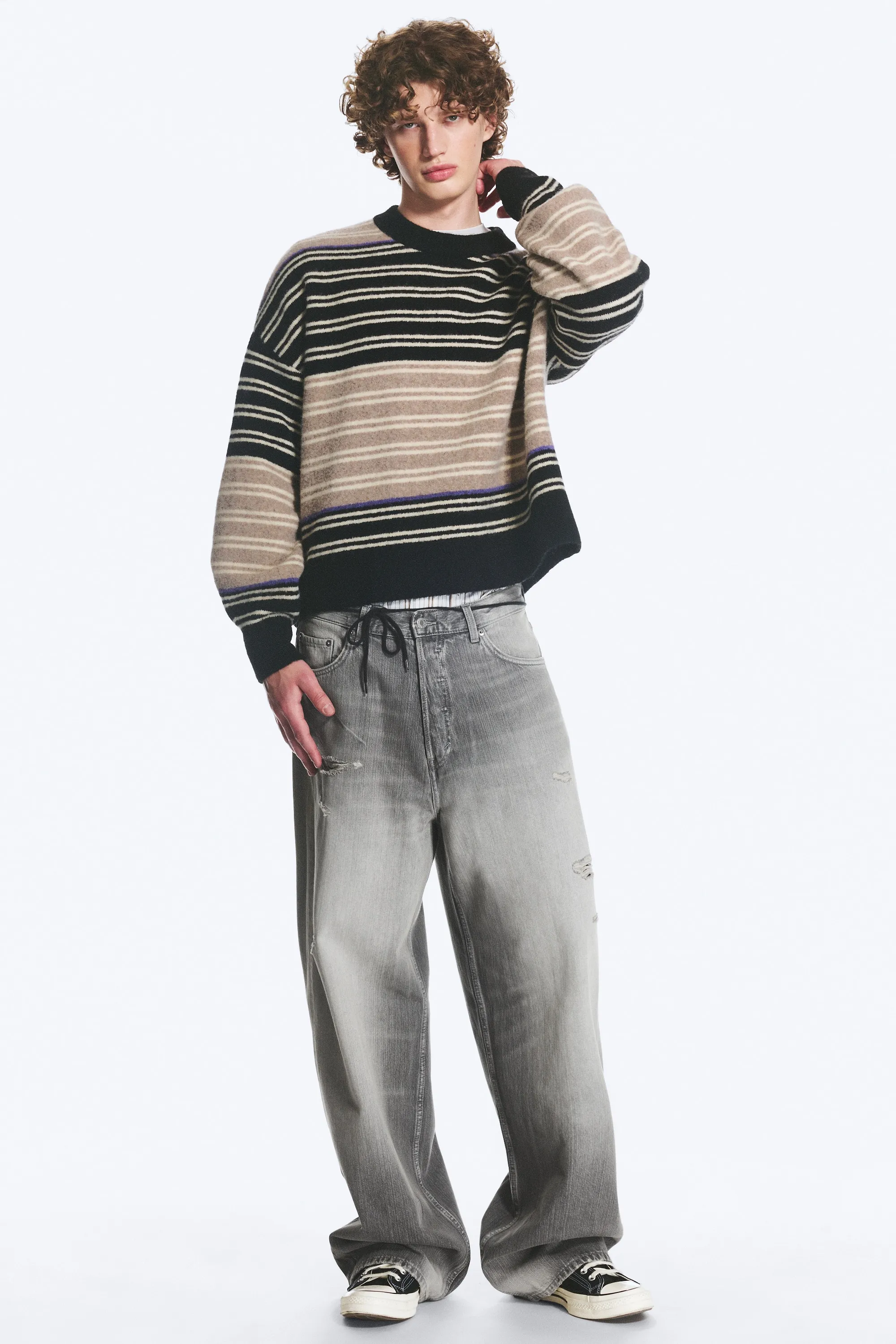 Pull en laine mélangée à col rond et coupe décontractée - Rayures noir/beige