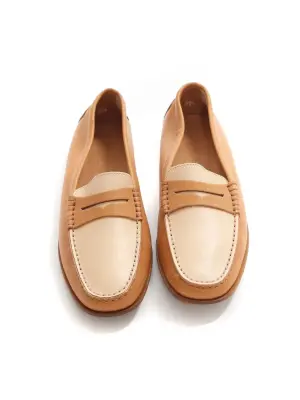 Mocassins GOMMINO en cuir grainé beige et marron camel Prix boutique 550€ Taille 38,5 — photo 4