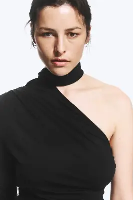 Mini-robe asymétrique à une manche - Noir — photo 2