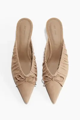 Chaussures à talon avec bout pointu - Beige — photo 1