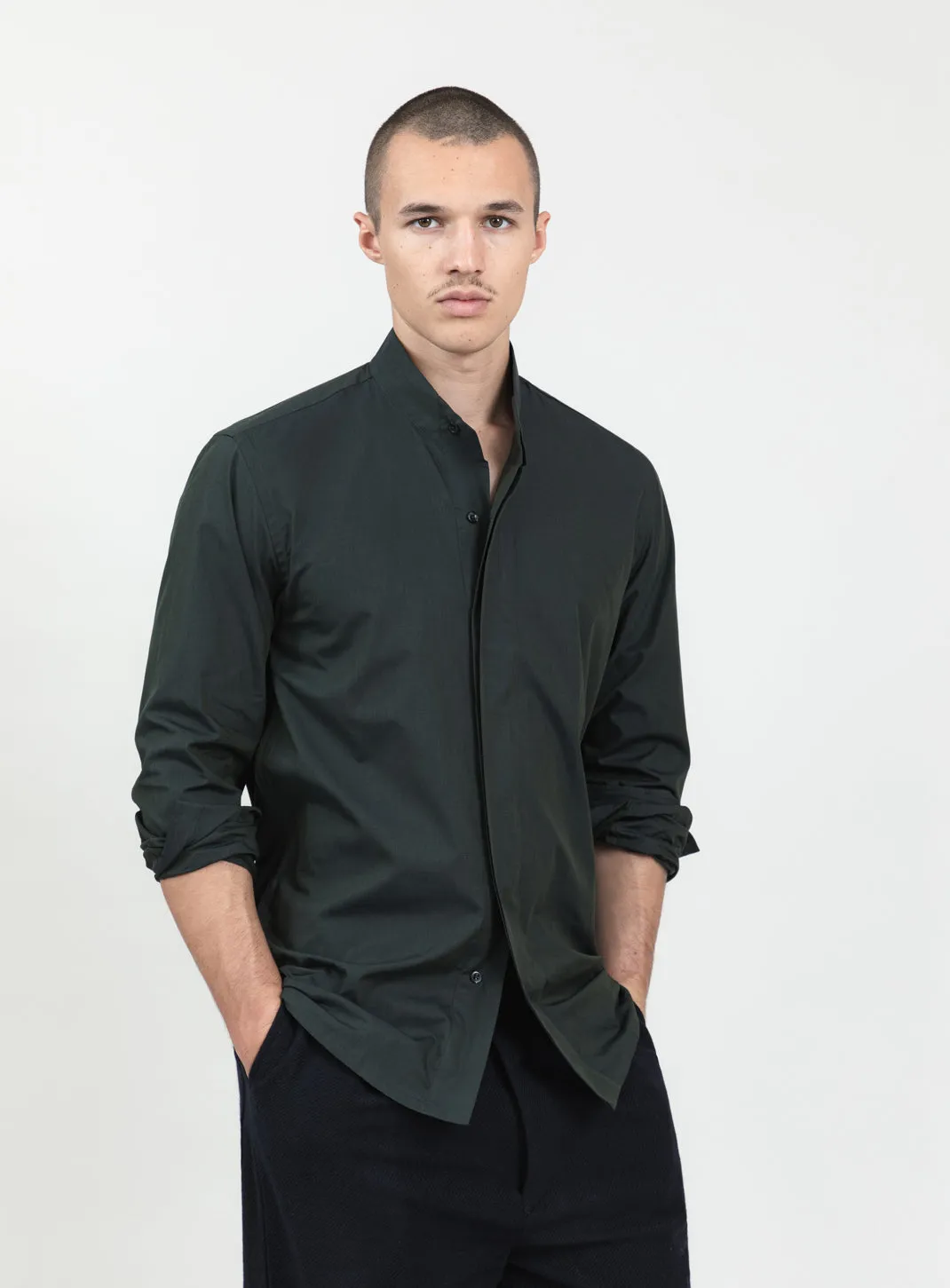 Origami Collar Shirt in Night Green End-on-End