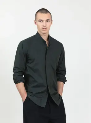 Origami Collar Shirt in Night Green End-on-End