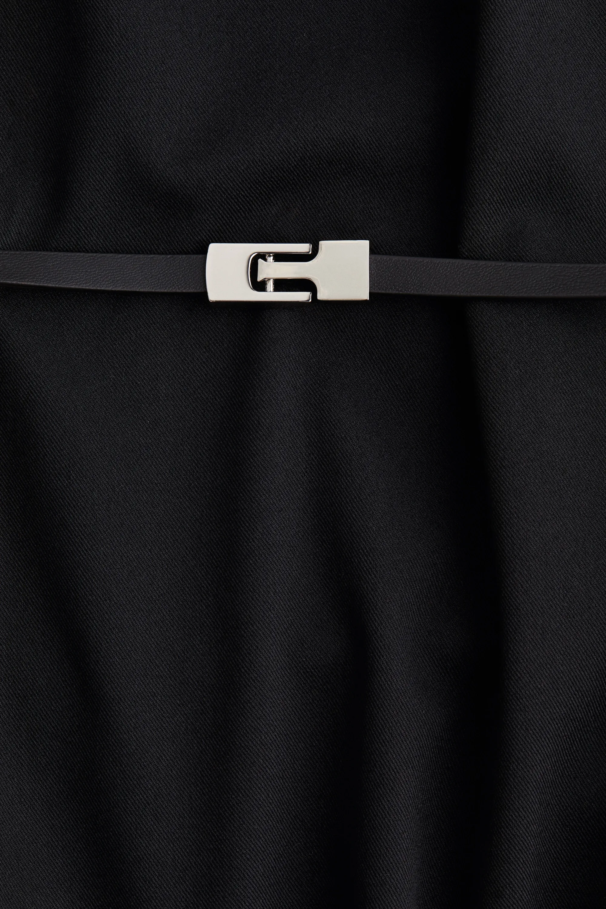 Robe avec ceinture - Noir