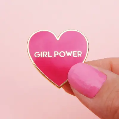 Pin's Girl Power – Coucou Suzette — photo 3