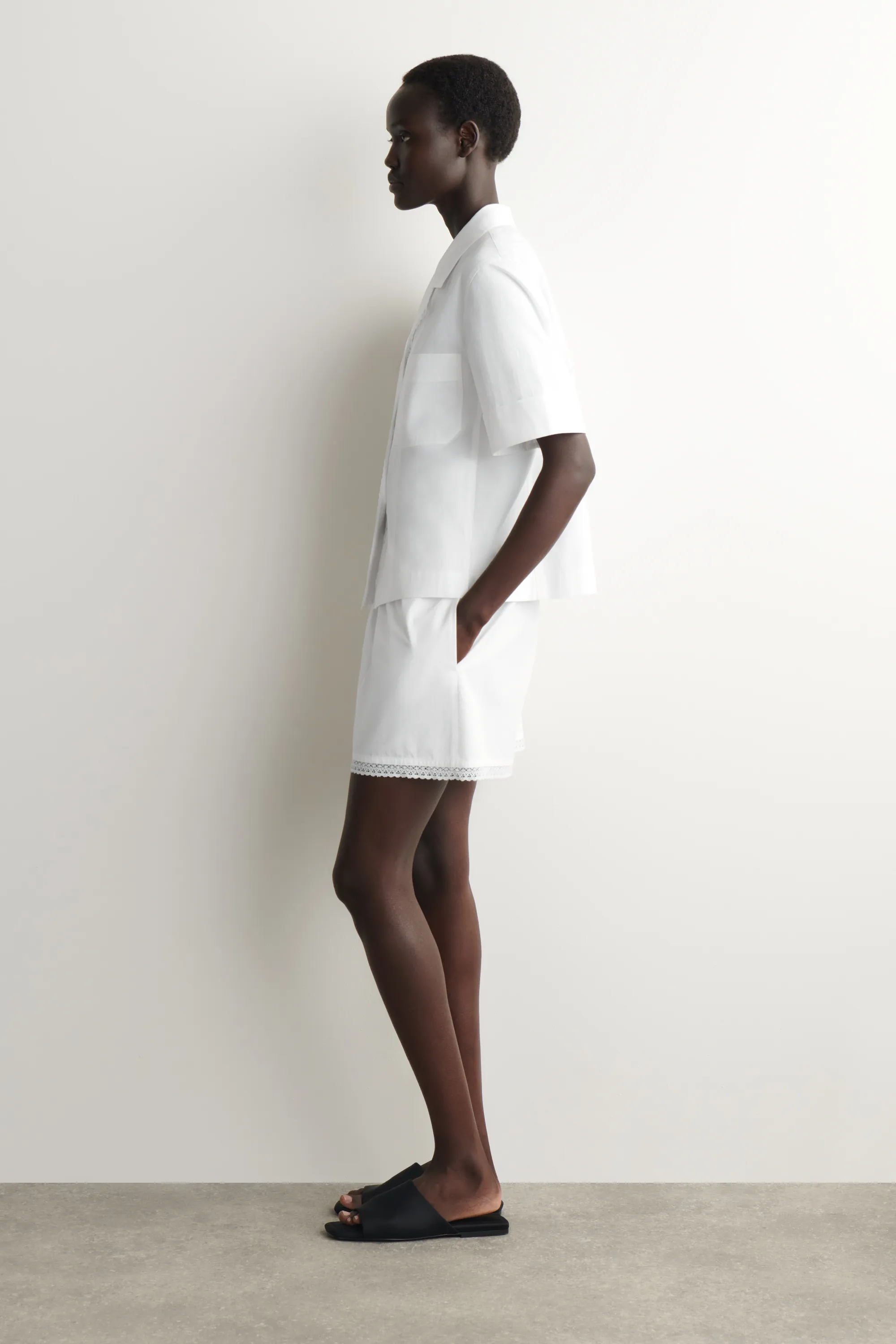 CHEMISE RESORT BORDÉE DE DENTELLE - BLANC