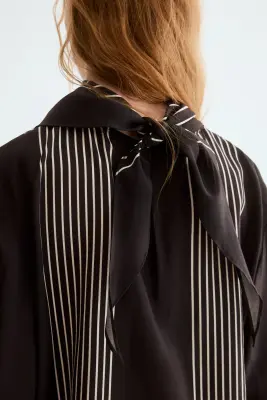 Blouse avec foulard - Marron foncé/rayé — photo 3
