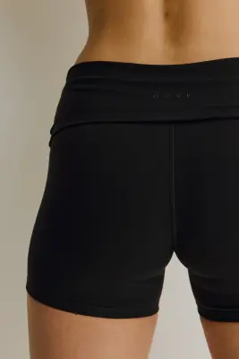 Short de sport moulant à taille repliée SoftMove™ - Noir/rayé — photo 3