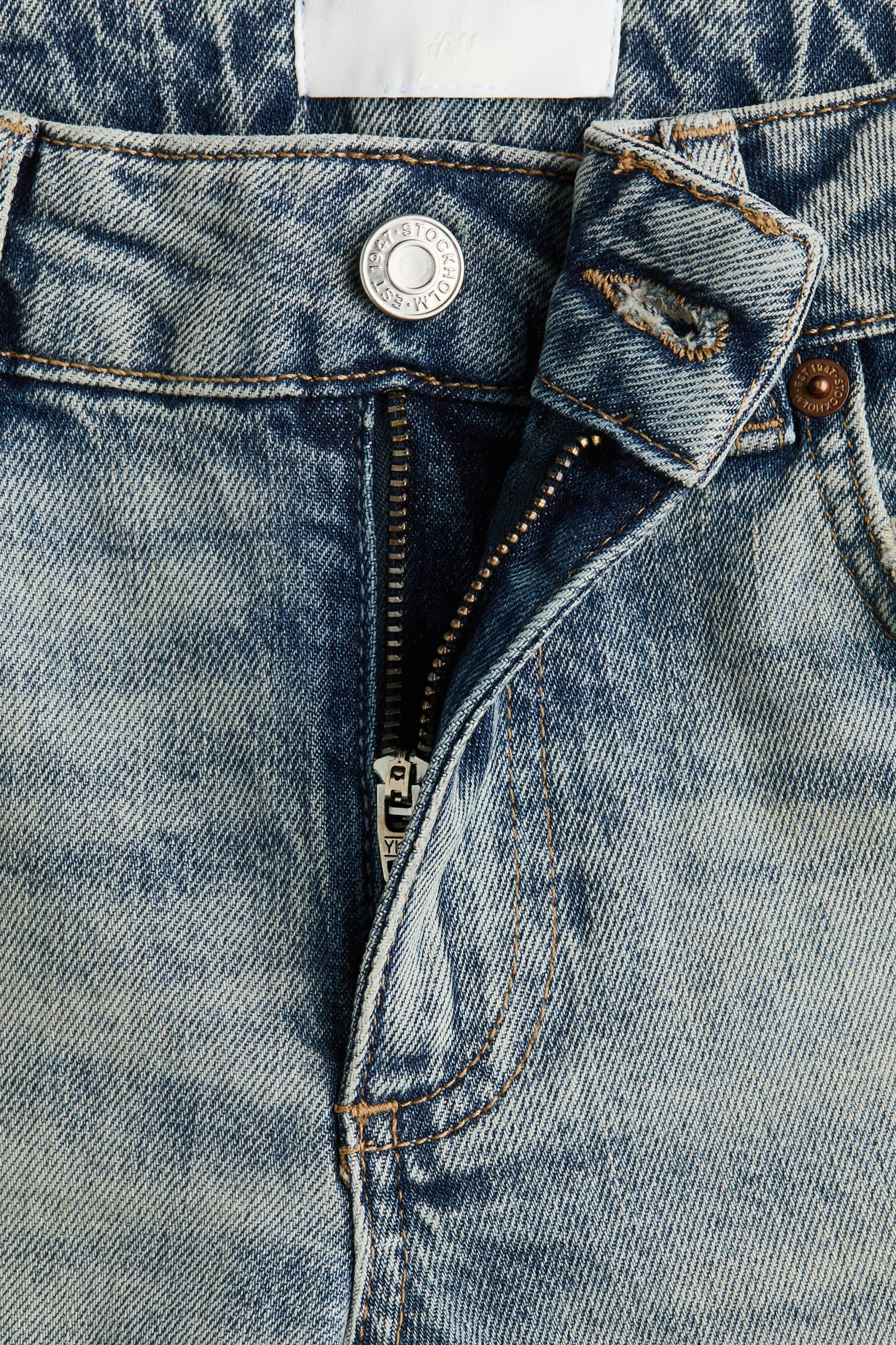 Slim Straight Low Waist Jeans - Light denim blue
