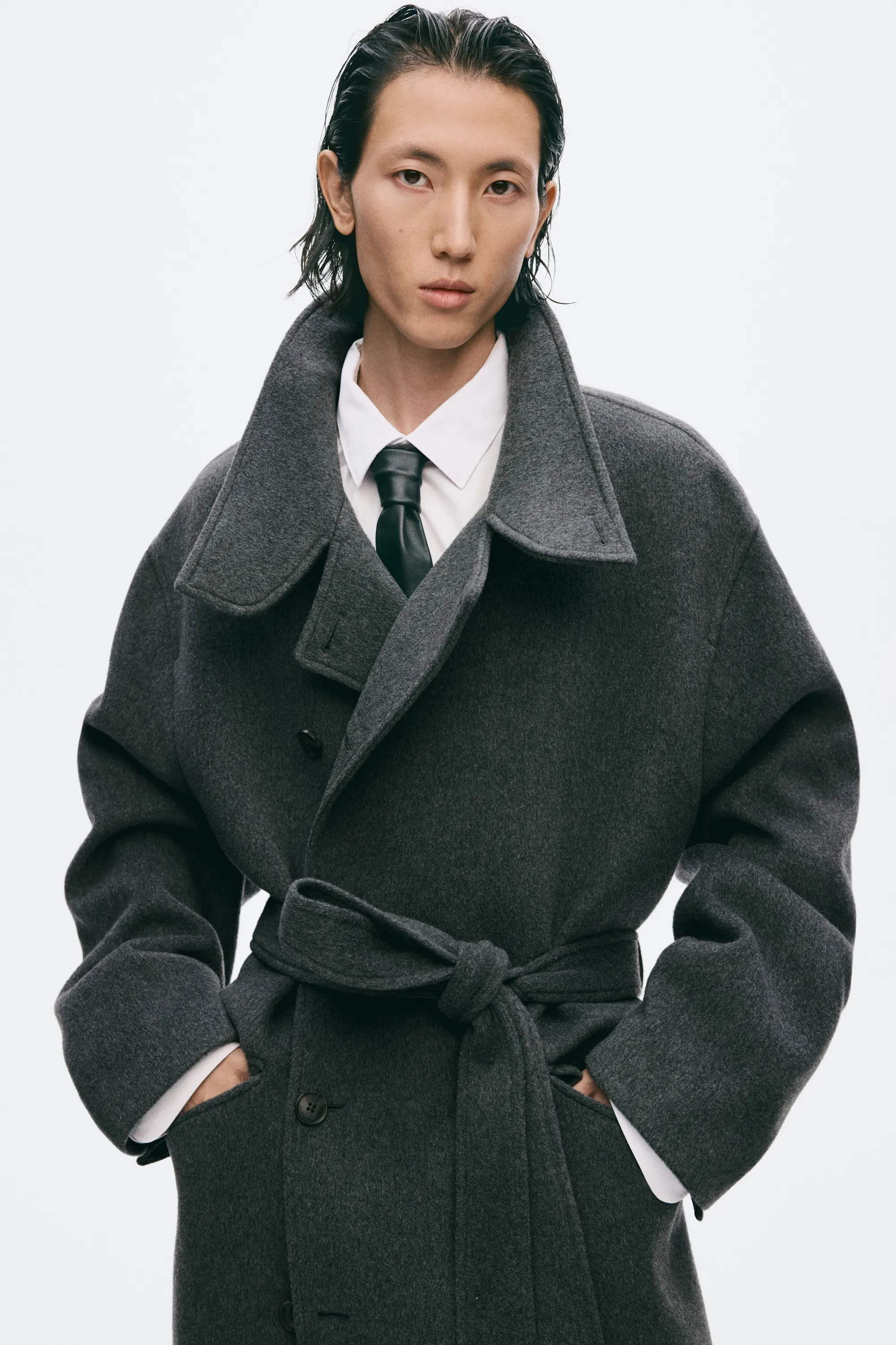 Manteau en cachemire mélangé avec ceinture - Gris foncé