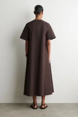 ROBE MIDI EN COTON À OURLET BRUT - BRUN — photo 4