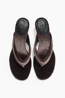 Sandales à talon - Marron foncé — photo 3