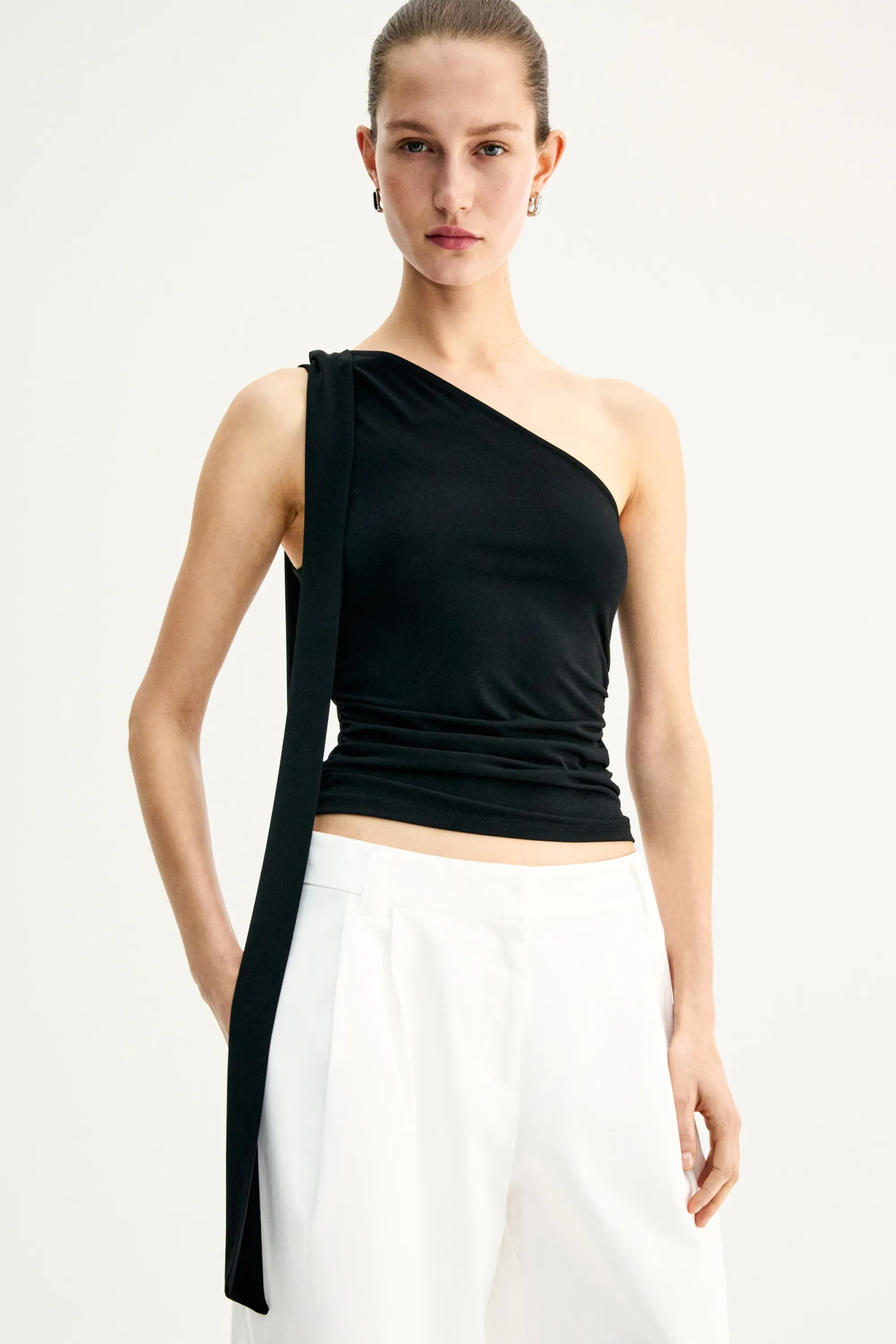 Top asymétrique à effet drapé - Noir