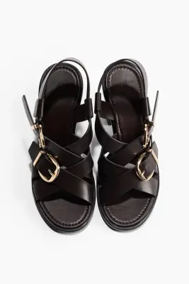 Sandales à talon avec boucle - Marron foncé — photo 3