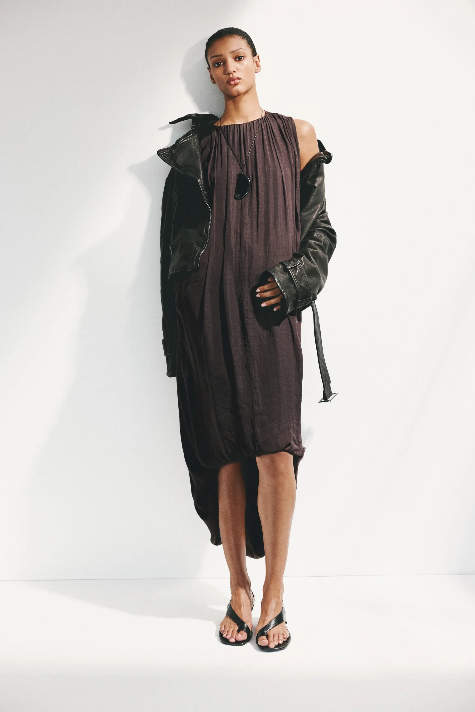 Robe drapée avec base à effet boule - Marron foncé