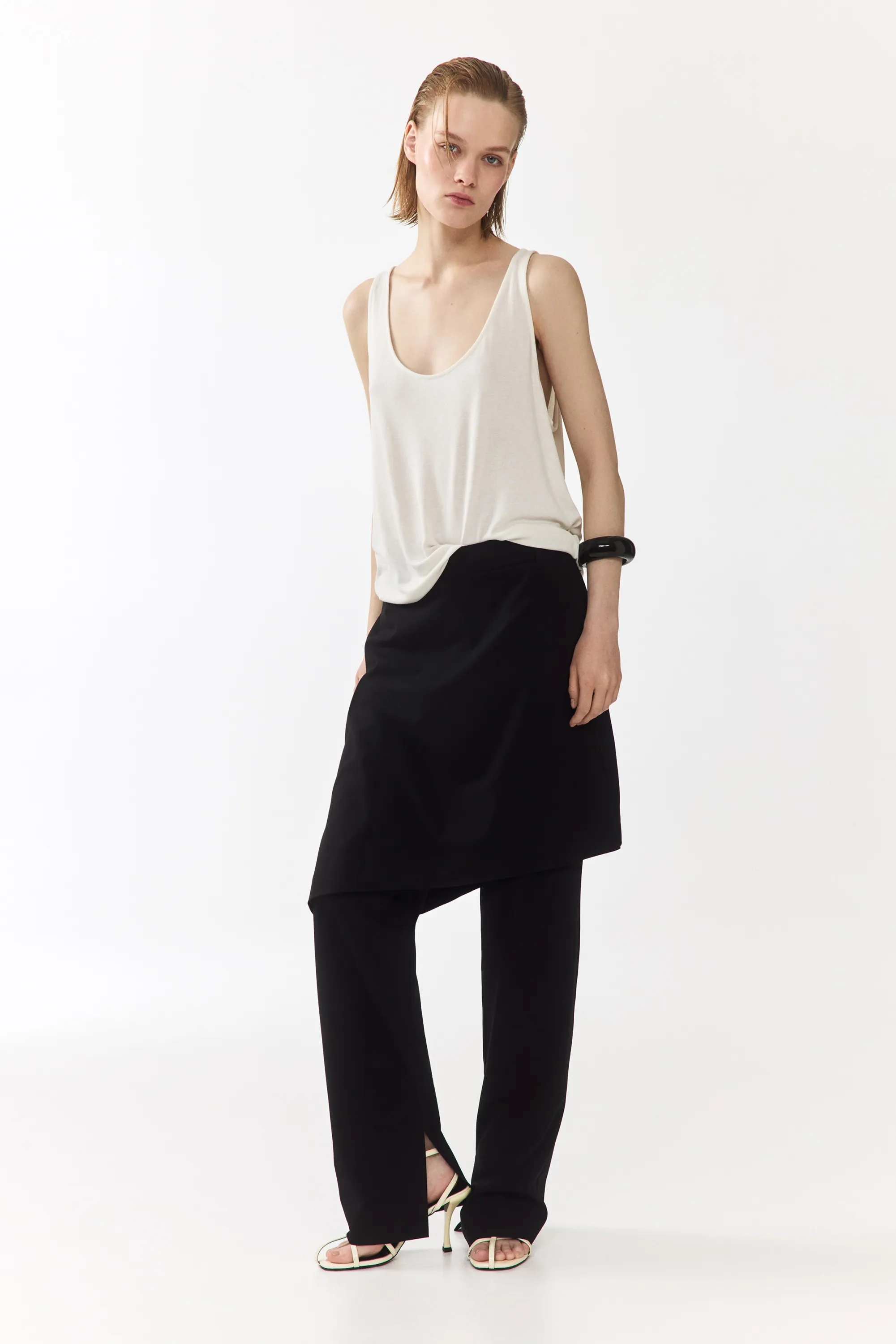 Pantalon droit avec jupe superposée - Noir