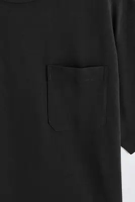T-SHIRT OVERSIZE À DÉTAIL DE POCHE - NOIR — photo 5