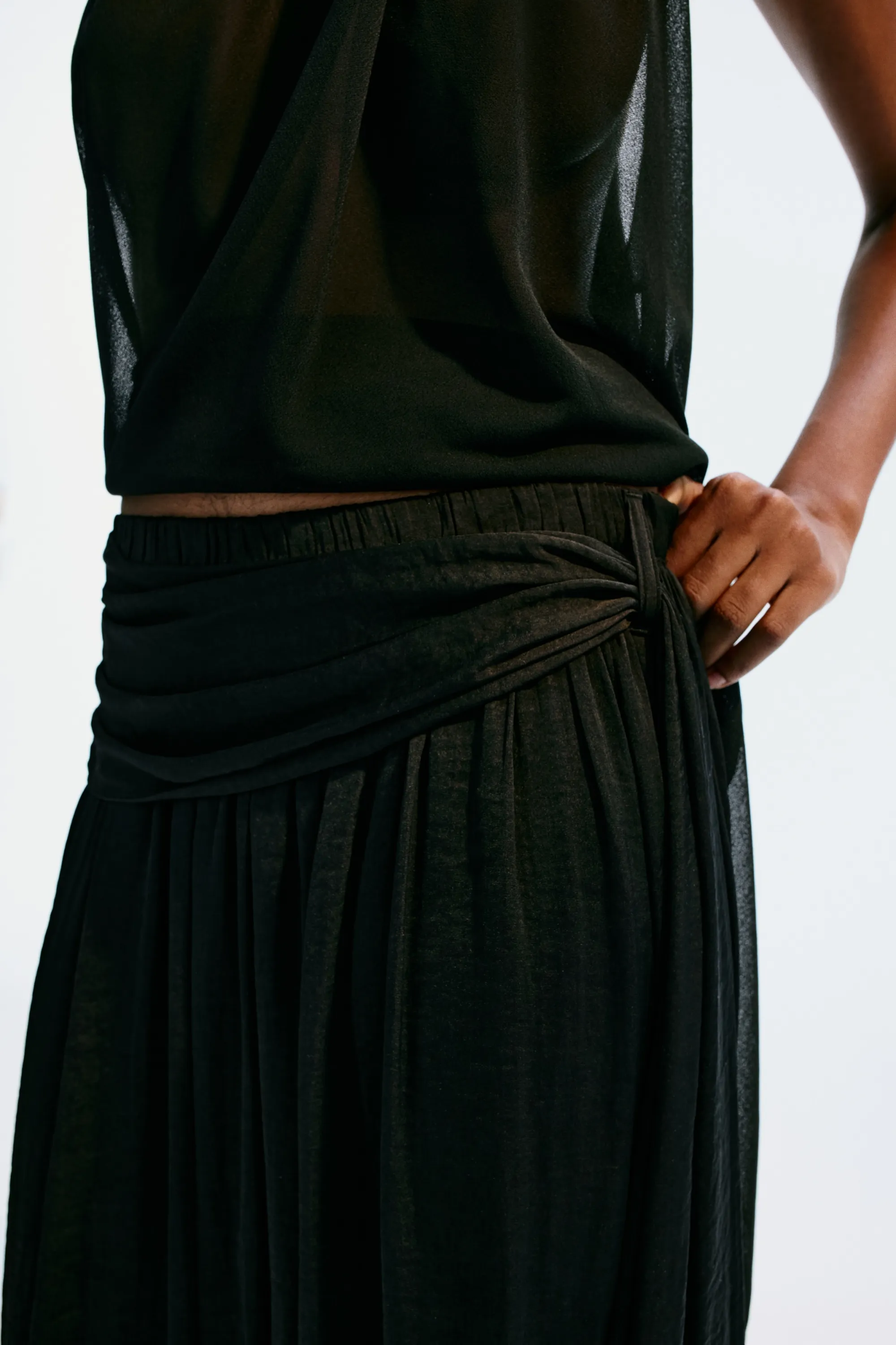 Pantalon ballon avec panneau drapé - Noir