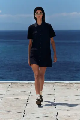 ROBE COURTE EN MAILLE DE COTON À DÉTAILS POCHES - BLEU MARINE — photo 4