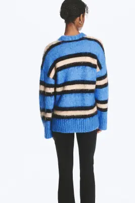 Pull en maille duveteuse coupe décontractée - Bleu rayé — photo 1