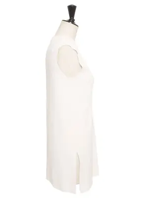 Mini robe par Phoebe Philo sans manche col rond en maille stretch blanc crème Prix boutique 950€ Taille S — photo 4