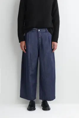 PANTALON BARREL DÉCONTRACTÉ EN DENIM À PLIS - BLUE — photo 4
