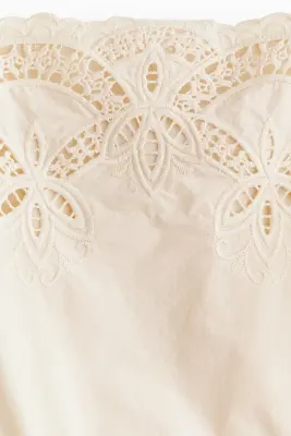Robe avec broderie anglaise - Beige clair — photo 4
