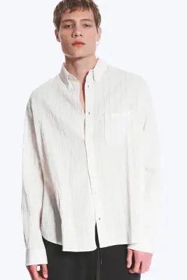 Chemise structurée ample boutonnée - Blanc poudré rayé — photo 2
