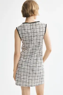 Robe frangée en maille bouclette - Crème/carreaux noirs — photo 3