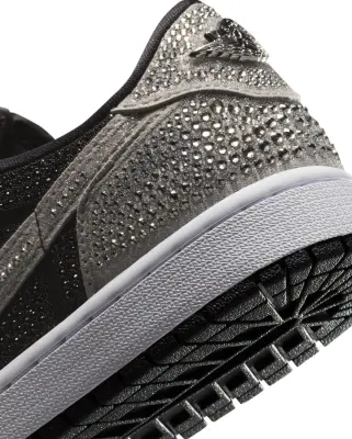 Swarovski x Air Jordan 1 Low OG — photo 5