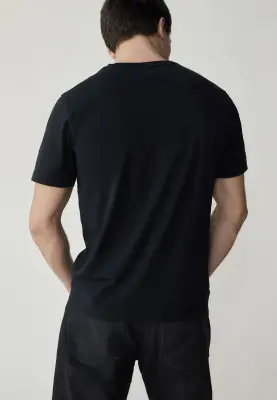 Le t-shirt classique - Noir — photo 2