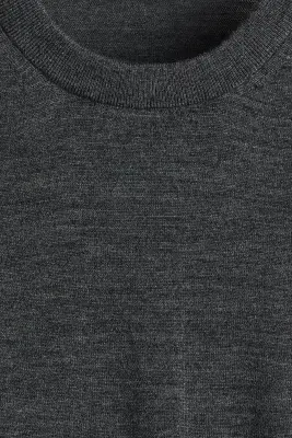 Pull Regular Fit en laine mérinos - Gris foncé chiné — photo 5