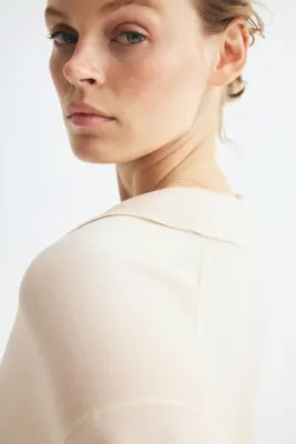 Polo en maille fine - Beige clair — photo 3