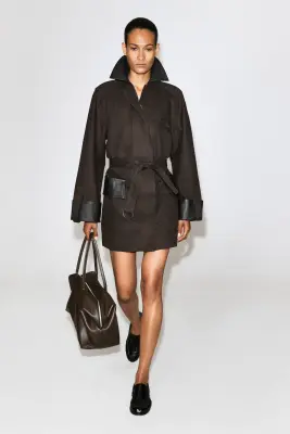 MANTEAU DE CAMPAGNE EN COTON BORDÉ DE CUIR - BRUN — photo 1