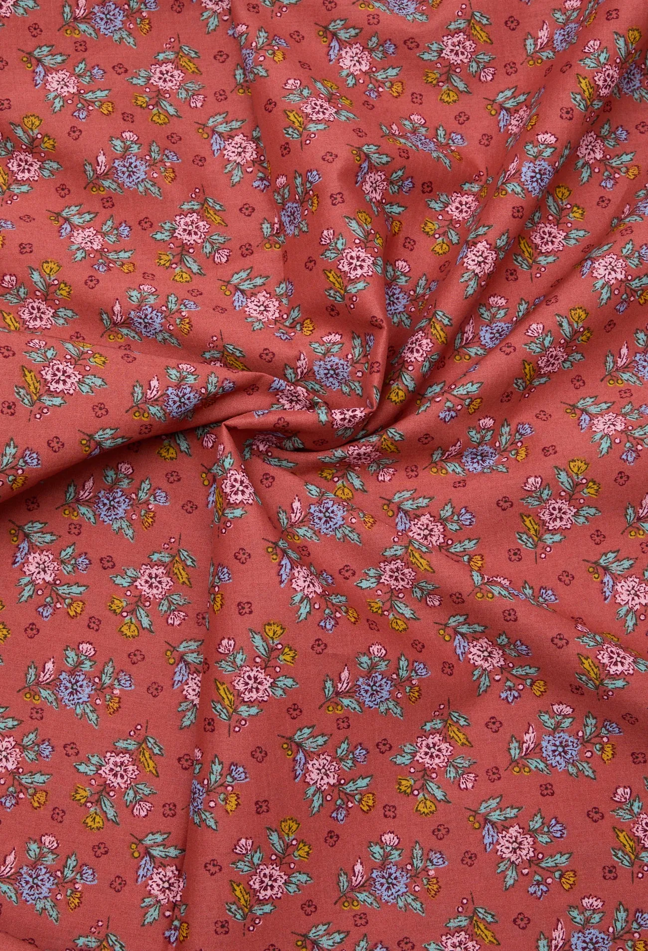 Coupon 3 m en coton fleuri
