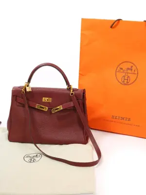 Sac à main KELLY 32 en cuir Clémence torillon bordeaux fermoir doré — photo 2
