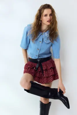 Jupe-short à étages - Bordeaux/motif — photo 1