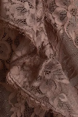 Top à bords ruchés en dentelle - Taupe foncé — photo 4