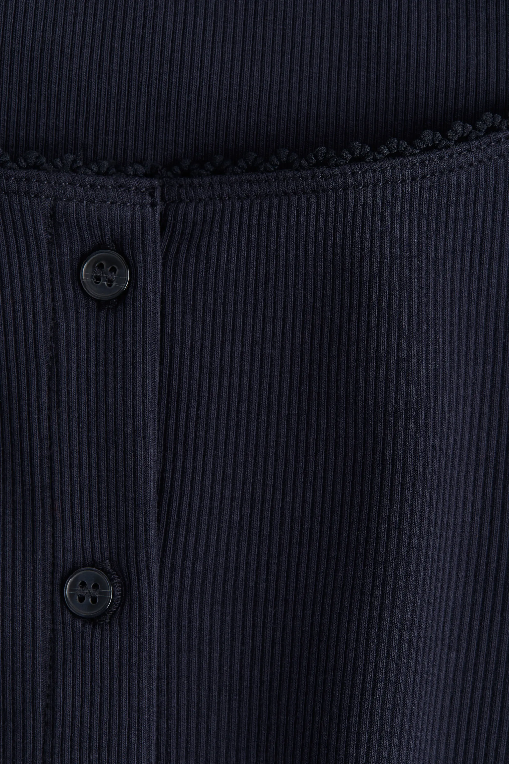 Top côtelé à boutons - Bleu marine