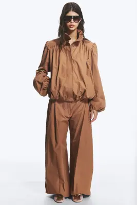 Veste de survêtement oversize à col cheminée - Marron moyen — photo 2