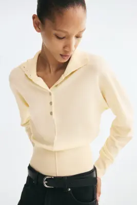 Pull en maille fine avec col cheminée - Jaune clair — photo 2