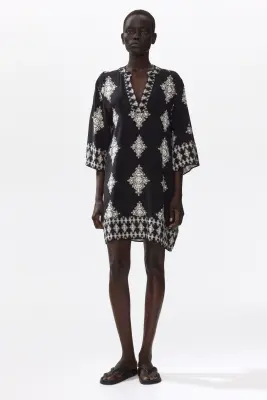 Robe tunique en viscose - Noir/motif — photo 2